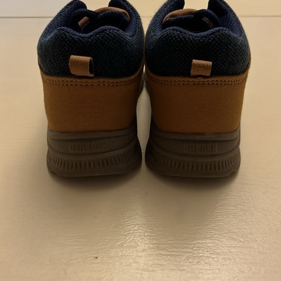 Like new, Boys size 11 boots by Oshkosh - Picture 2 of 6